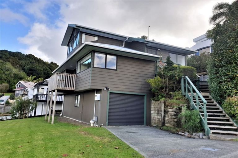 Photo of property in 195 Fairway Drive, Te Kamo, Kamo, 0112