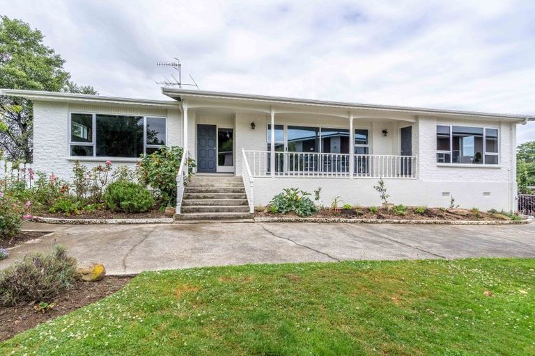 Photo of property in 32 Waterford Drive, Winton, 9720