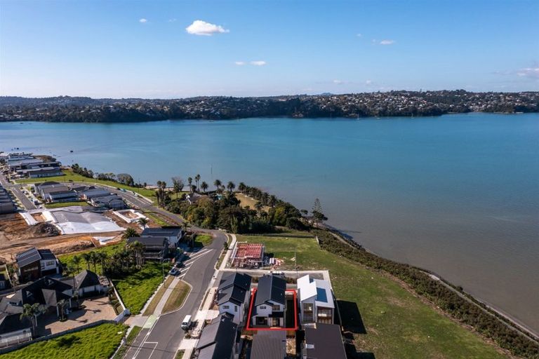 Photo of property in 3 Turbine Way, Hobsonville, Auckland, 0616