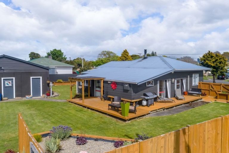 Photo of property in 1 Sedcole Street, Pahiatua, 4910