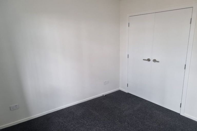 Photo of property in 2/72 Te Tiireke Drive, Glenview, Hamilton, 3206