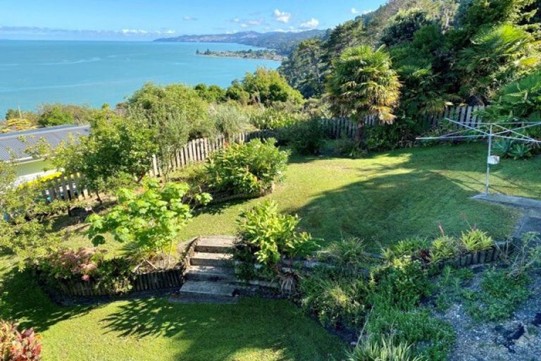 Photo of property in 35 Adams Road, Thornton Bay, Thames, 3575