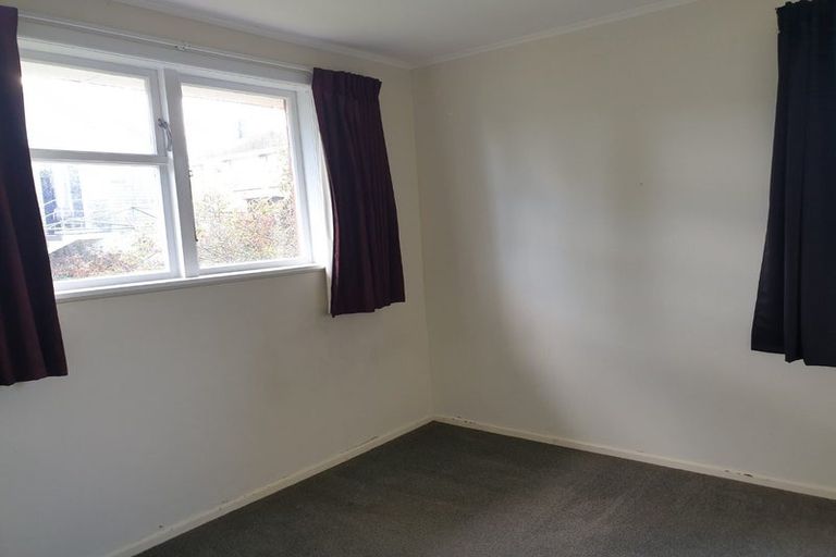 Photo of property in 3 Bellona Place, Cannons Creek, Porirua, 5024