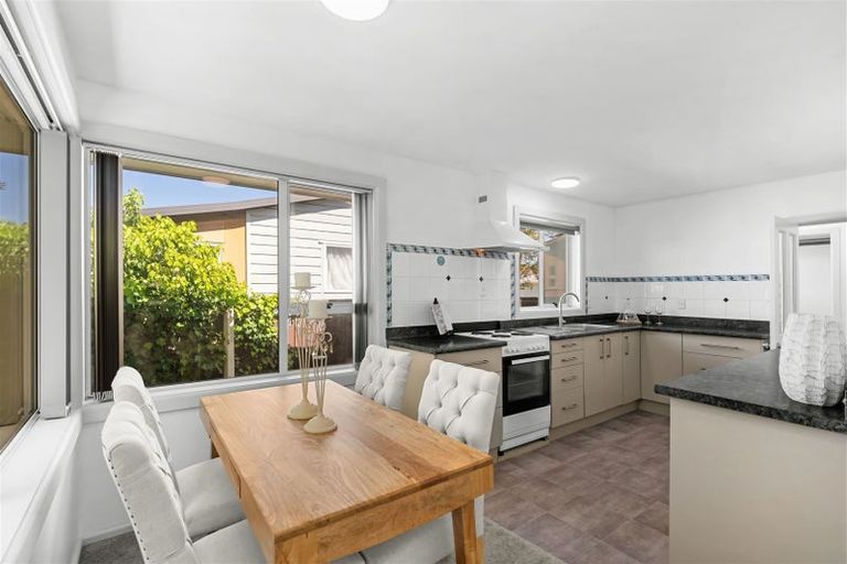 Photo of property in 3 Blankney Street, Hornby, Christchurch, 8042