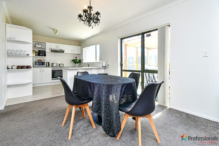 Photo of property in 6 Chayward Place, Mangere, Auckland, 2022