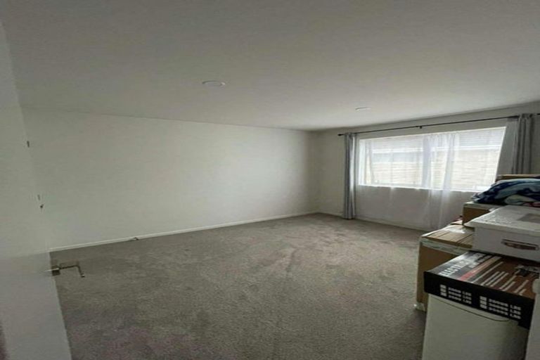 Photo of property in 52 Landon Avenue, Mangere East, Auckland, 2024