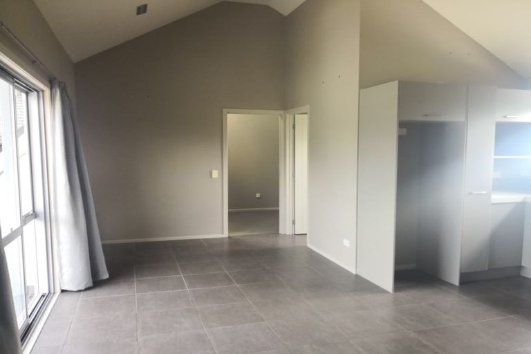 Photo of property in 696 Ponga Road, Opaheke, Papakura, 2584