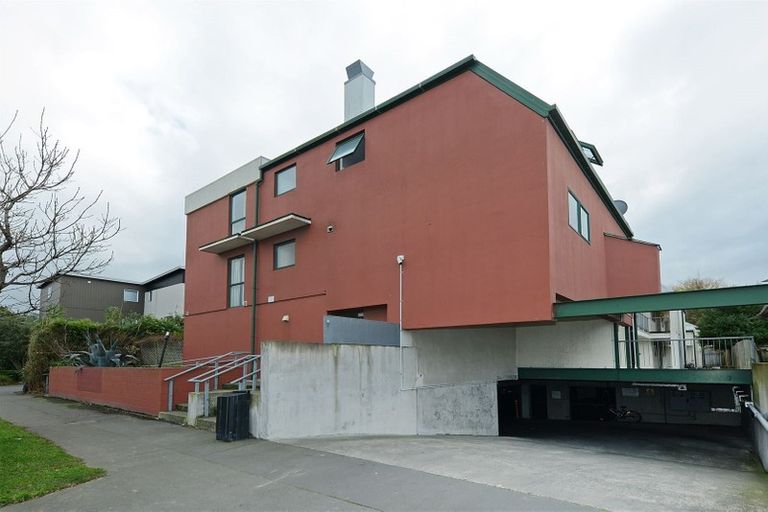 Photo of property in 10/319 Hereford Street, Christchurch Central, Christchurch, 8011