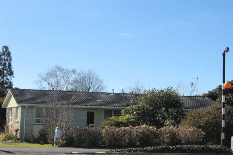 Photo of property in 24b Hukanui Road, Fairfield, Hamilton, 3214