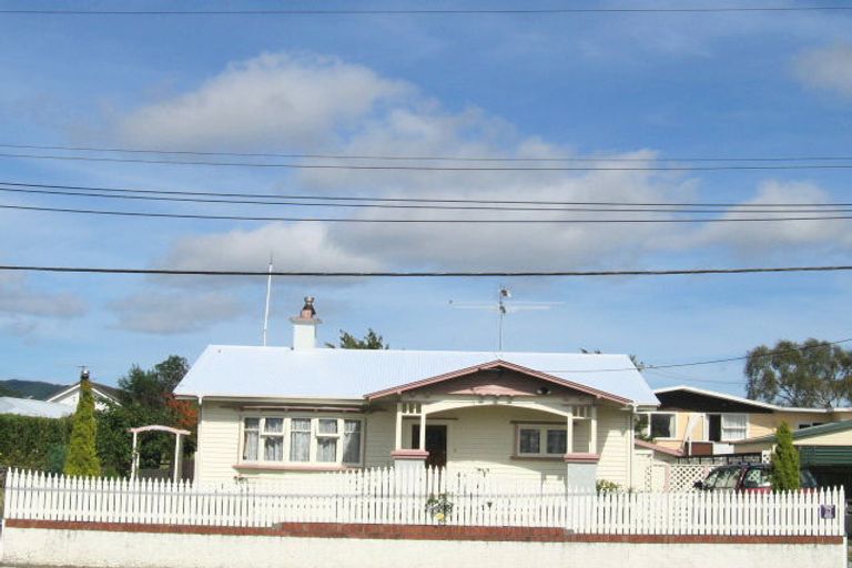 Photo of property in 30 Liverpool Street, Trentham, Upper Hutt, 5018