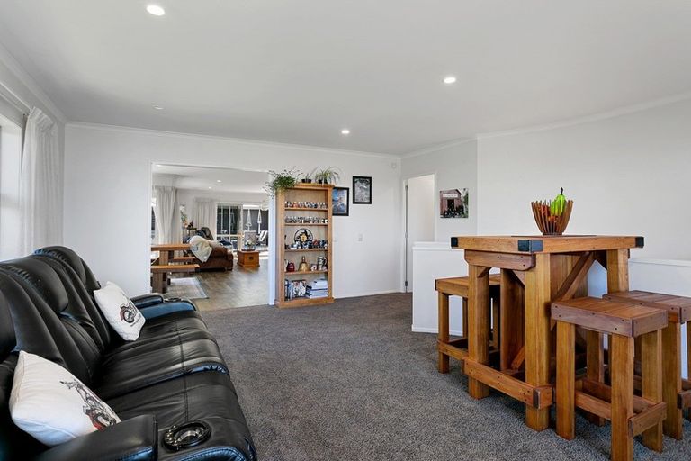 Photo of property in 11 Carpentras Way, Nukuhau, Taupo, 3330