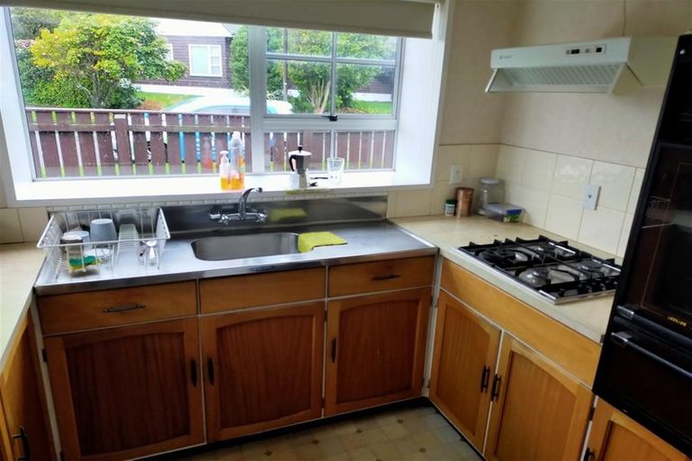 Photo of property in 10 Katene Street, West End, Palmerston North, 4412