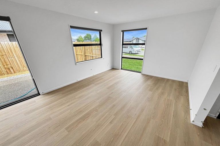 Photo of property in 10 Songpa Street, Halswell, Christchurch, 8025