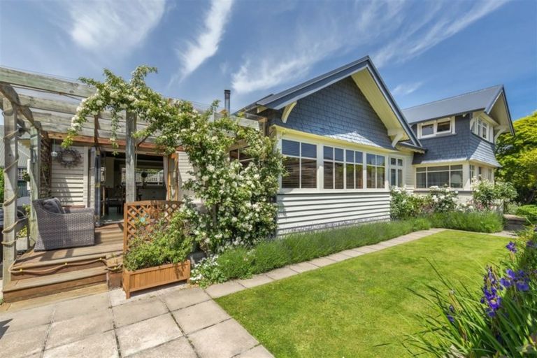 Photo of property in 44 Hamilton Avenue, Ilam, Christchurch, 8041