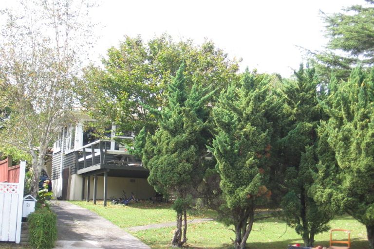 Photo of property in 21 Kelkirk Street, Kelston, Auckland, 0602