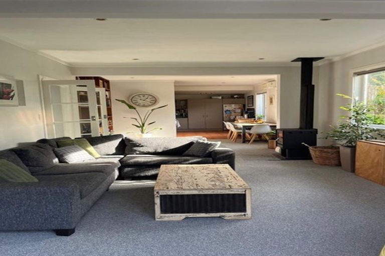 Photo of property in 61 Nottingham Street, Karori, Wellington, 6012