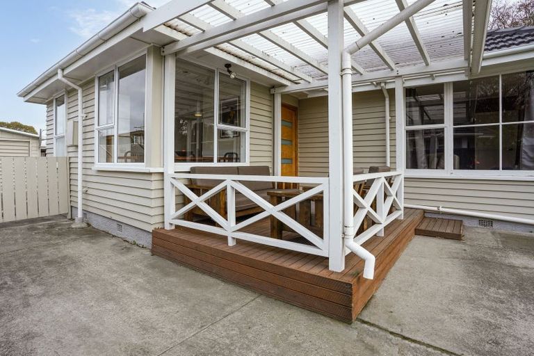 Photo of property in 5 Guildford Street, Burnside, Christchurch, 8053