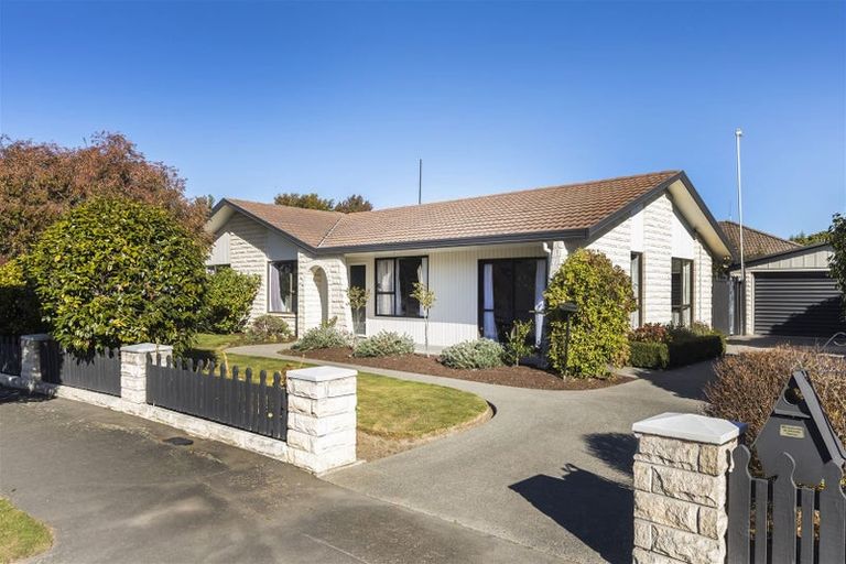 Photo of property in 108 Reynolds Avenue, Bishopdale, Christchurch, 8053