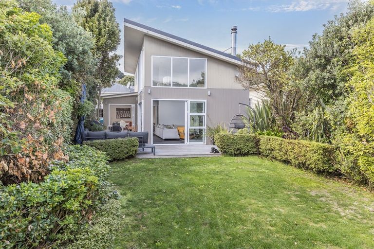 Photo of property in 8 Chatham Street, Berhampore, Wellington, 6023