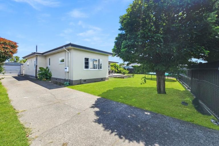 Photo of property in 66 Avondale Road, Taradale, Napier, 4112