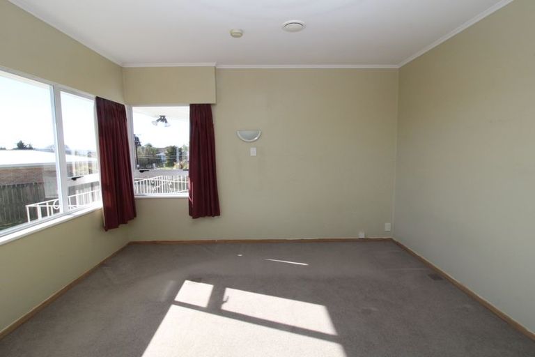 Photo of property in 26 Elliott Crescent, Owhata, Rotorua, 3010