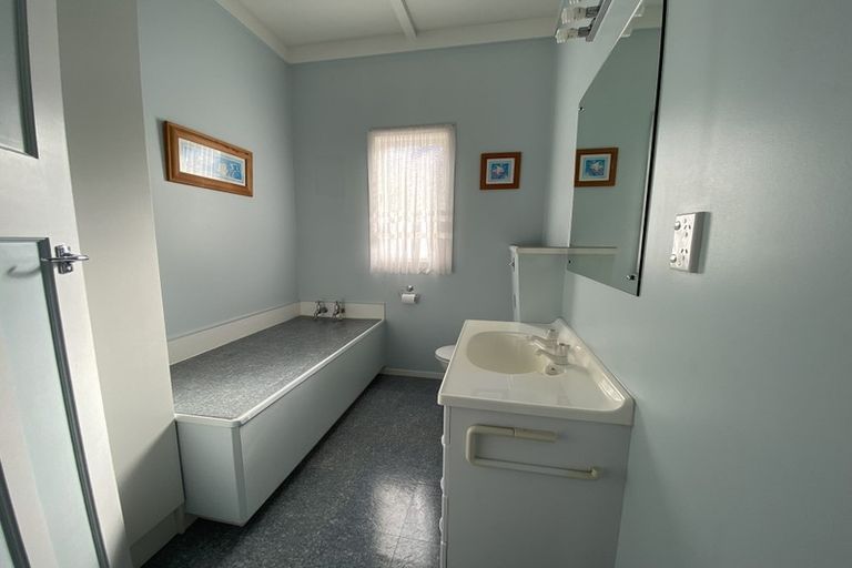 Photo of property in 16 Tennessee Avenue, Mangere East, Auckland, 2024