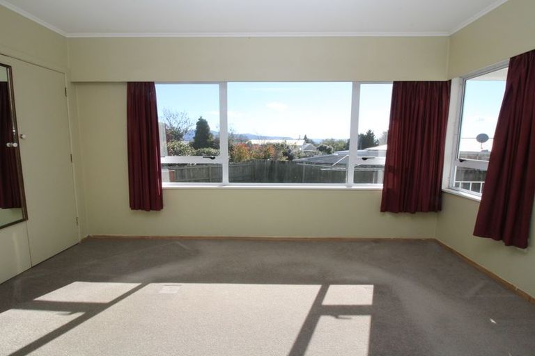 Photo of property in 26 Elliott Crescent, Owhata, Rotorua, 3010