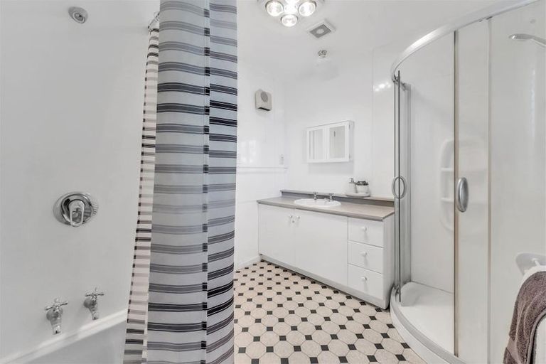 Photo of property in 34 Donnington Street, Parklands, Christchurch, 8083