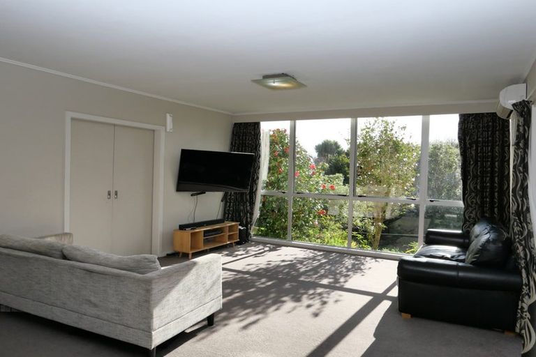 Photo of property in 59 Glen Road, Raumati South, Paraparaumu, 5032