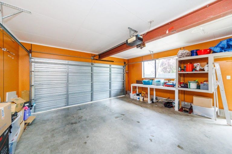 Photo of property in 3a Caroline Crescent, Highbury, Palmerston North, 4412