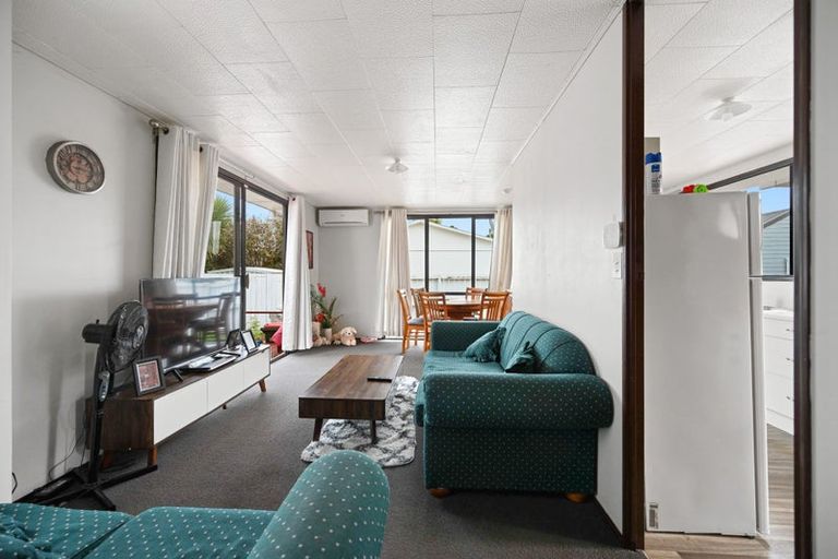 Photo of property in 15 Garland Drive, St Andrews, Hamilton, 3200