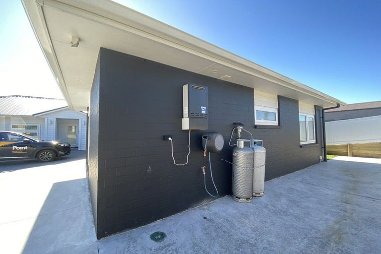 Photo of property in 295 Kitchener Road, Pukekohe, 2120