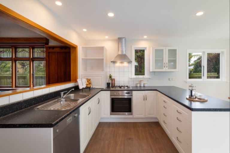 Photo of property in 43 Woodchester Avenue, Richmond, Christchurch, 8013