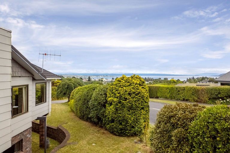 Photo of property in 9 Bracken Row, Rangatira Park, Taupo, 3330