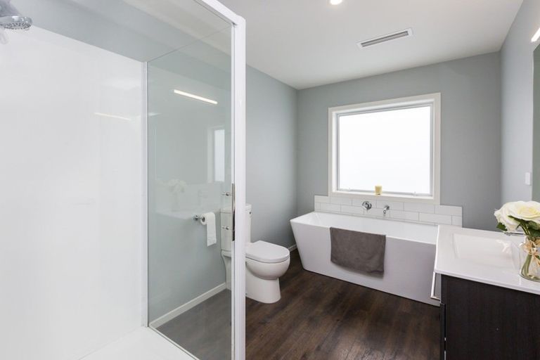 Photo of property in 10 Fire Station Lane, Trentham, Upper Hutt, 5018