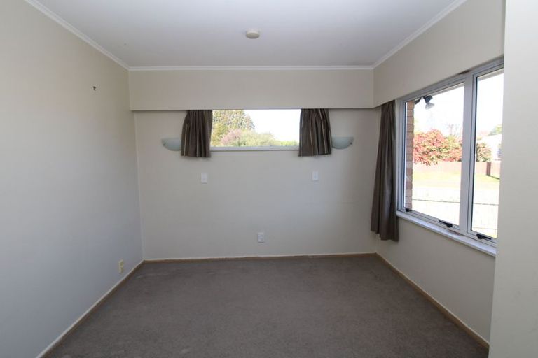 Photo of property in 26 Elliott Crescent, Owhata, Rotorua, 3010