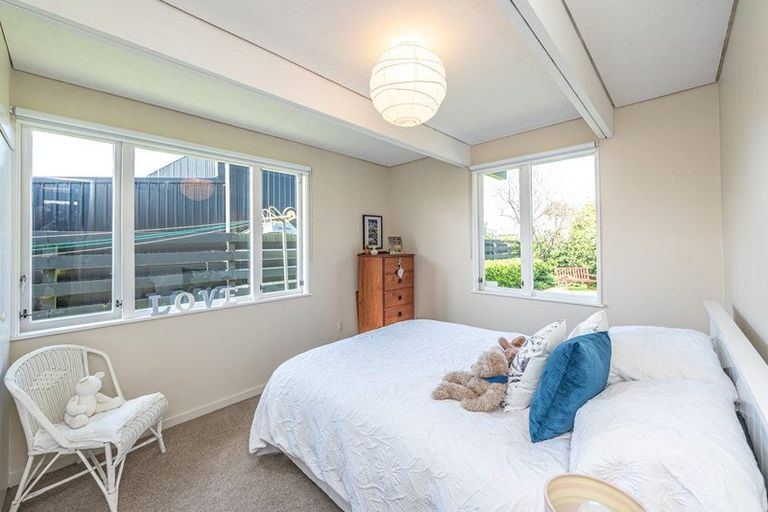 Photo of property in 3 Exeter Crescent, Springvale, Whanganui, 4501