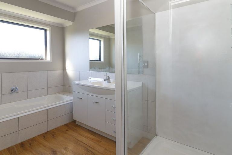 Photo of property in 19 Kipling Crescent, Owhata, Rotorua, 3010