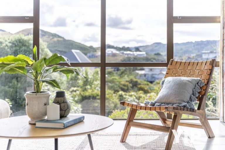 Photo of property in 10 Ellwood Place, Churton Park, Wellington, 6037