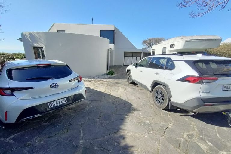 Photo of property in 7 Drayton Drive, Mount Pleasant, Christchurch, 8081