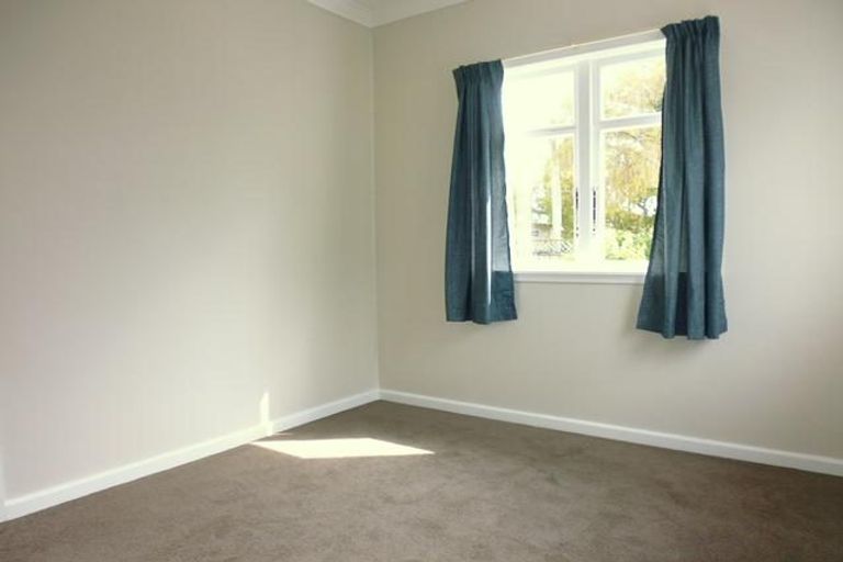 Photo of property in 8 Burnside Street, Waterloo, Lower Hutt, 5011