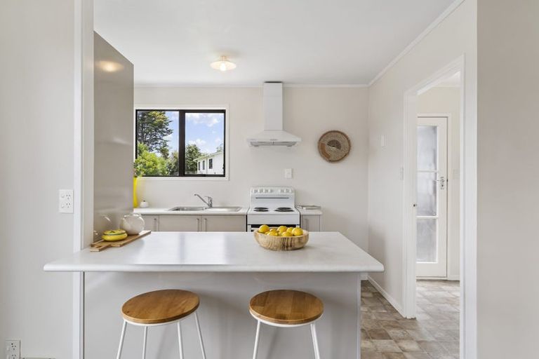 Photo of property in 1/67 Sunvue Road, Glen Eden, Auckland, 0602