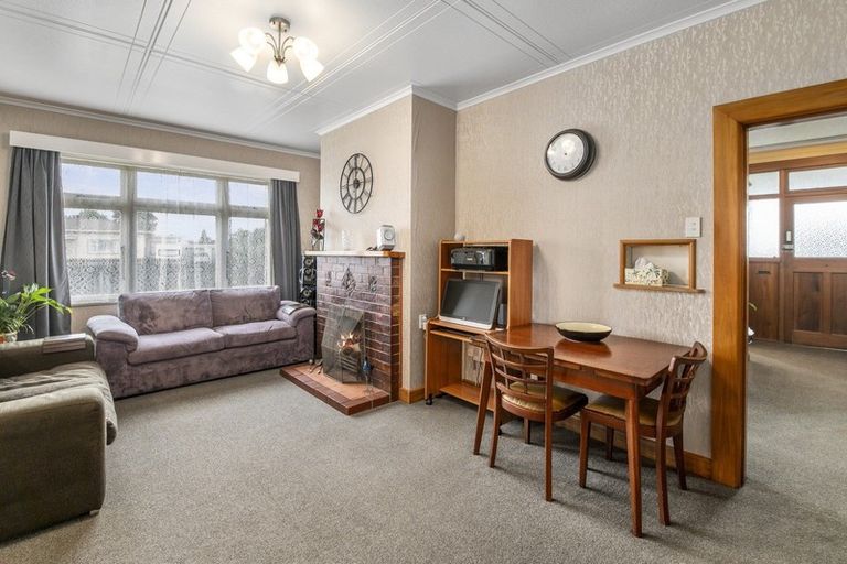 Photo of property in 2 Weraroa Road, Levin, 5510