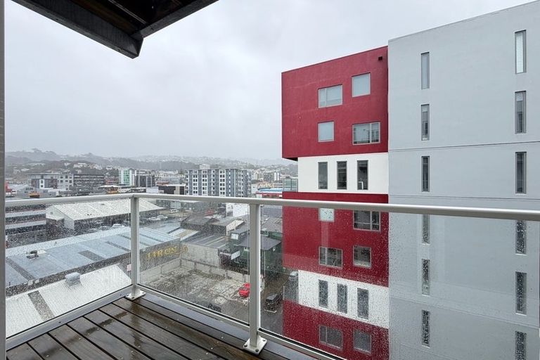 Photo of property in The Peak Apartments, 902/170 Taranaki Street, Te Aro, Wellington, 6011