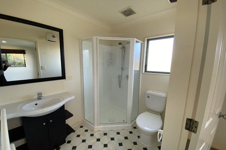 Photo of property in 9a Gavaskar Place, Khandallah, Wellington, 6035