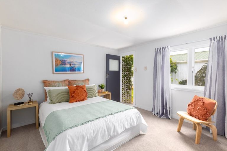 Photo of property in 66 Saint Martins Road, Saint Martins, Christchurch, 8022