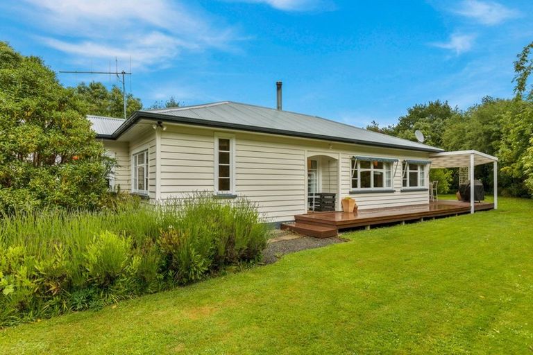 Photo of property in 3 Barclays Road, Little River, 7591