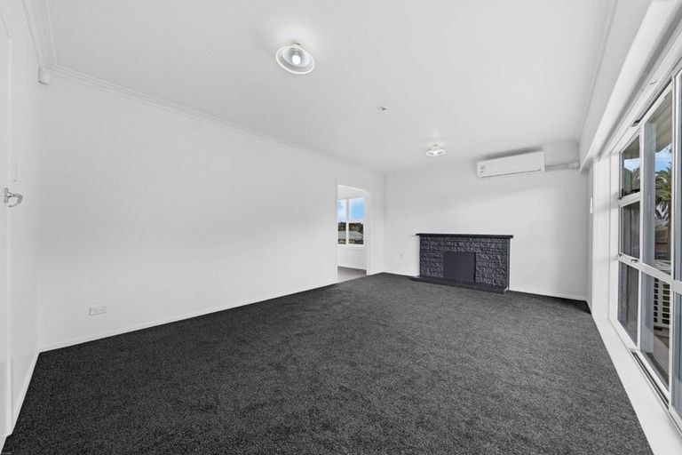 Photo of property in 25 Kayes Road, Pukekohe, 2120