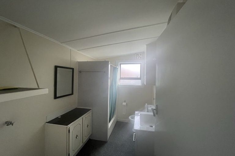 Photo of property in 2 Howard Street, Gore, 9710