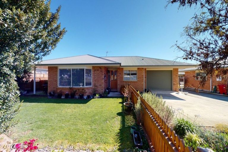 Photo of property in 20 Reeve Street, Levin, 5510